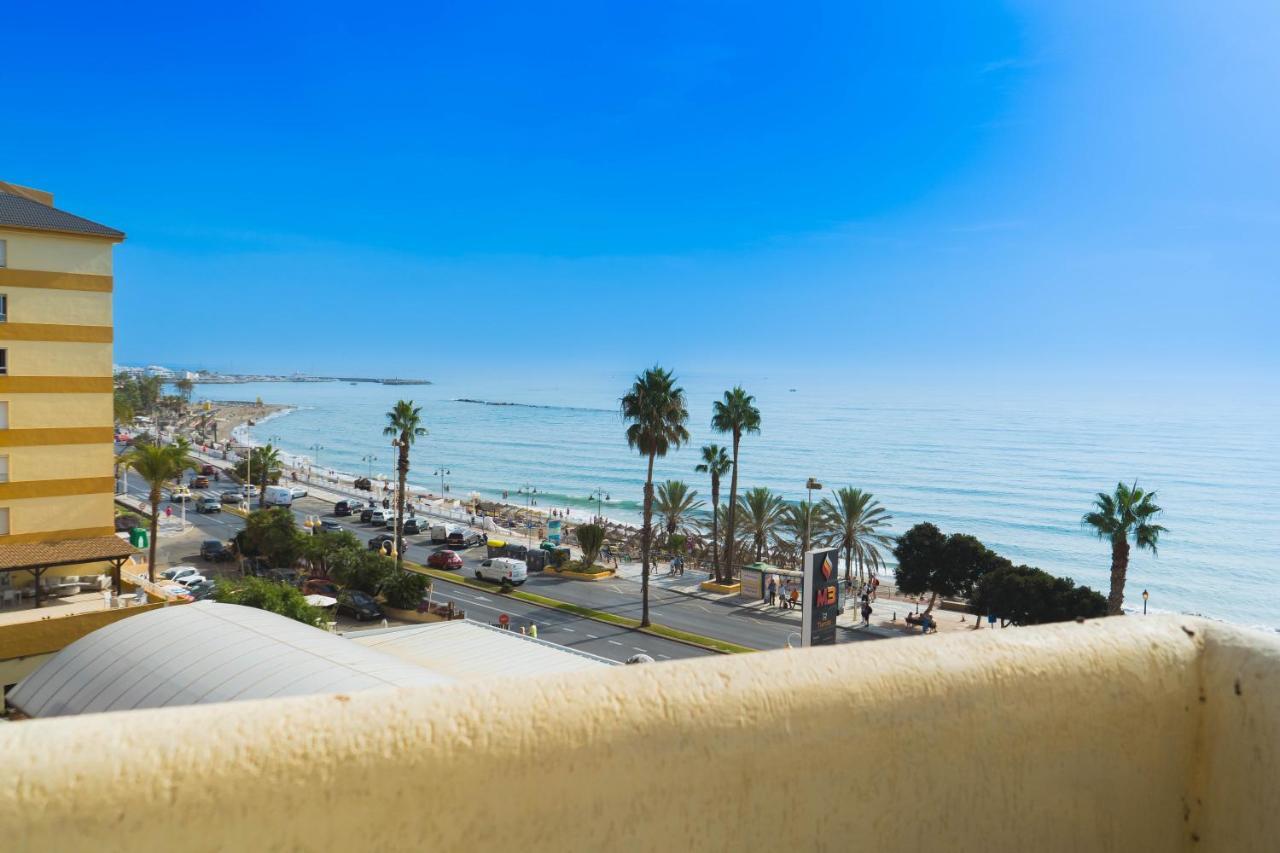 Benalbeach Sea Front Benalmadena Bagian luar foto