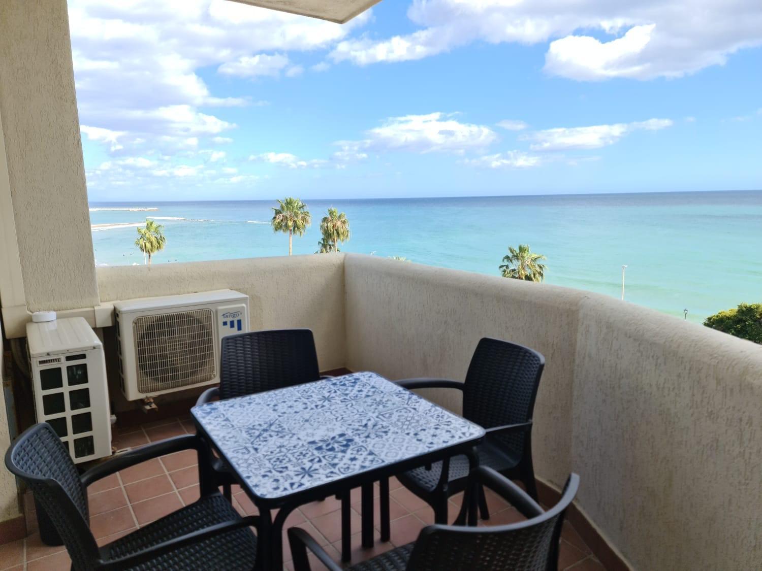 Benalbeach Sea Front Benalmadena Bagian luar foto